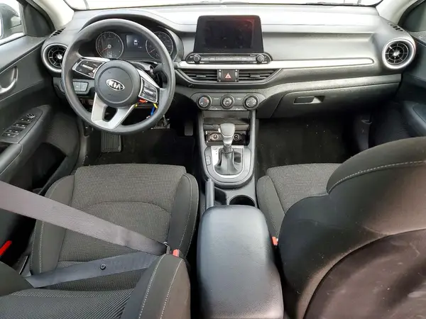 3KPF24AD3ME275274 2021 KIA FORTE - Image 8