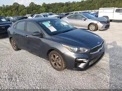 3KPF24AD3ME284962 2021 KIA FORTE