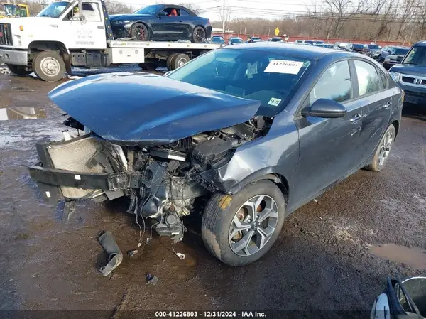 3KPF24AD3ME285142 2021 KIA FORTE - Image 2