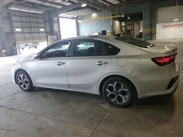 3KPF24AD3ME286601 2021 KIA FORTE - Image 2