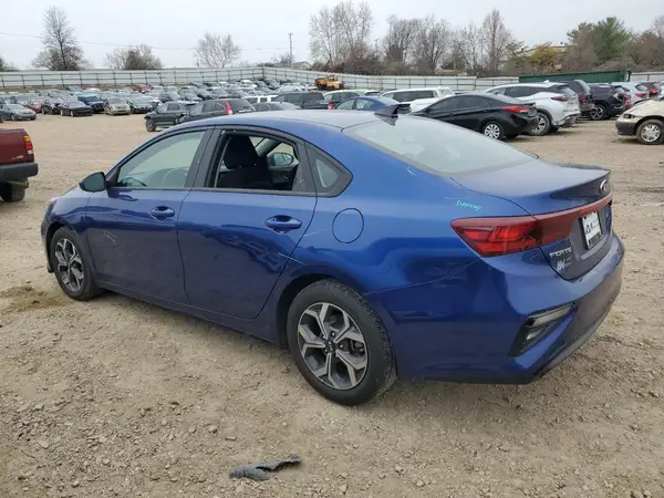 3KPF24AD3ME286677 2021 KIA FORTE - Image 2
