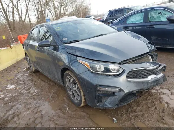 3KPF24AD3ME288350 2021 KIA FORTE