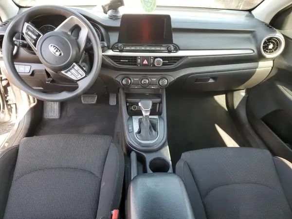 3KPF24AD3ME288851 2021 KIA FORTE - Image 8