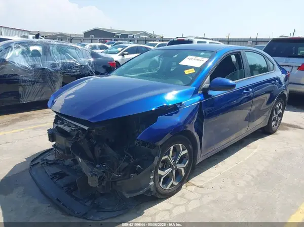 3KPF24AD3ME289224 2021 KIA FORTE - Image 2