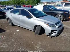 3KPF24AD3ME290955 2021 KIA FORTE