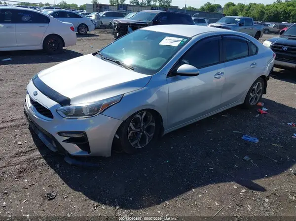 3KPF24AD3ME290955 2021 KIA FORTE - Image 2