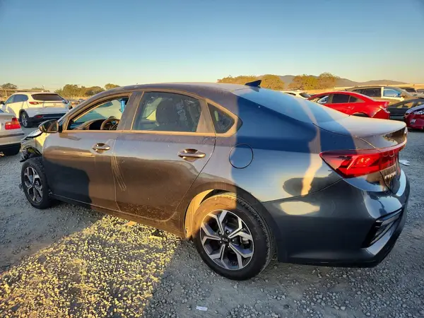 3KPF24AD3ME294729 2021 KIA FORTE - Image 2