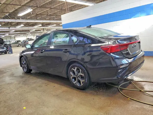 3KPF24AD3ME297680 2021 KIA FORTE - Image 2