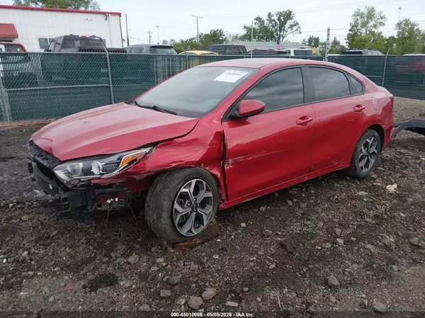 3KPF24AD3ME298280 2021 KIA FORTE - Image 2