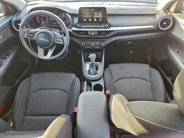 3KPF24AD3ME301923 2021 KIA FORTE - Image 8