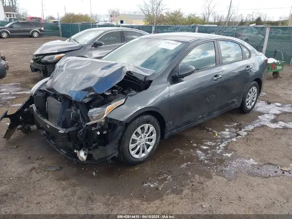 3KPF24AD3ME303347 2021 KIA FORTE - Image 2