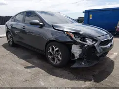 3KPF24AD3ME304661 2021 KIA FORTE