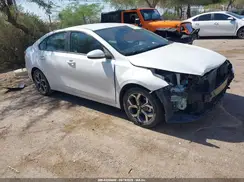 3KPF24AD3ME305423 2021 KIA FORTE