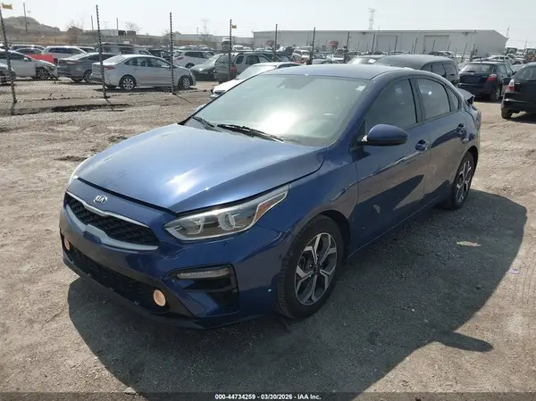3KPF24AD3ME305499 2021 KIA FORTE - Image 2