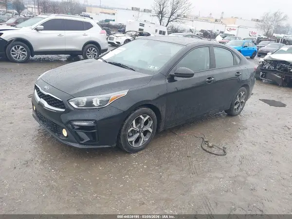 3KPF24AD3ME313716 2021 KIA FORTE - Image 2