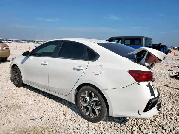 3KPF24AD3ME317880 2021 KIA FORTE - Image 2