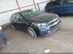 3KPF24AD3ME320178 2021 KIA FORTE