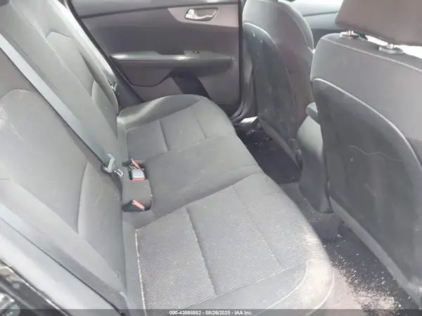 3KPF24AD3ME325252 2021 KIA FORTE - Image 8