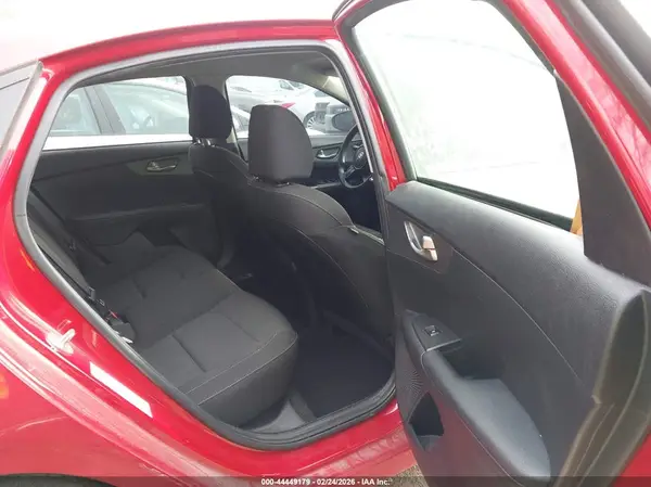 3KPF24AD3ME326272 2021 KIA FORTE - Image 8
