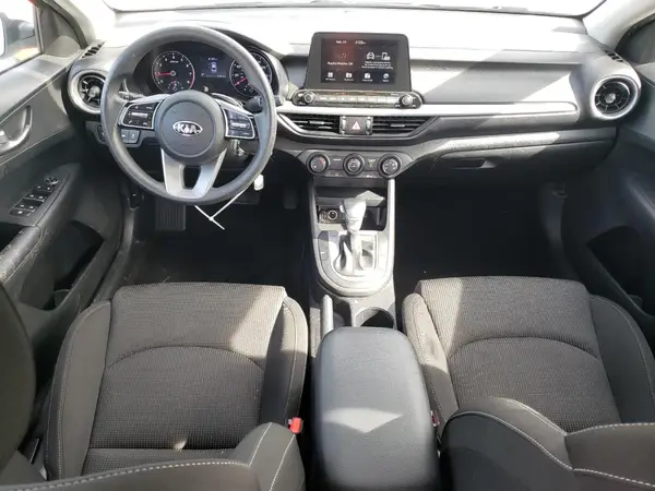 3KPF24AD3ME329592 2021 KIA FORTE - Image 8