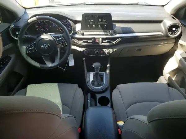 3KPF24AD3ME330354 2021 KIA FORTE - Image 8