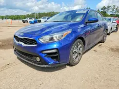 3KPF24AD3ME330371 2021 KIA FORTE