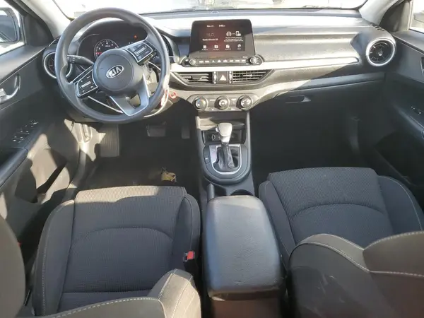 3KPF24AD3ME331567 2021 KIA FORTE - Image 8