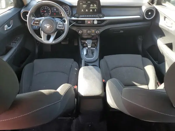 3KPF24AD3ME333139 2021 KIA FORTE - Image 8