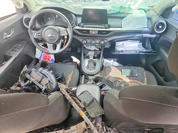 3KPF24AD3ME333223 2021 KIA FORTE - Image 8