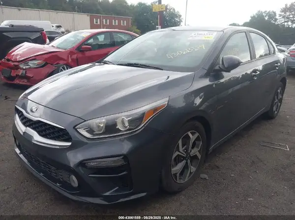 3KPF24AD3ME333495 2021 KIA FORTE - Image 2
