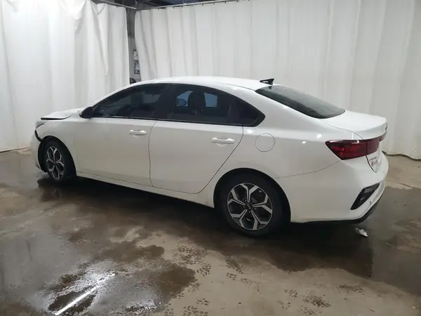 3KPF24AD3ME333724 2021 KIA FORTE - Image 2