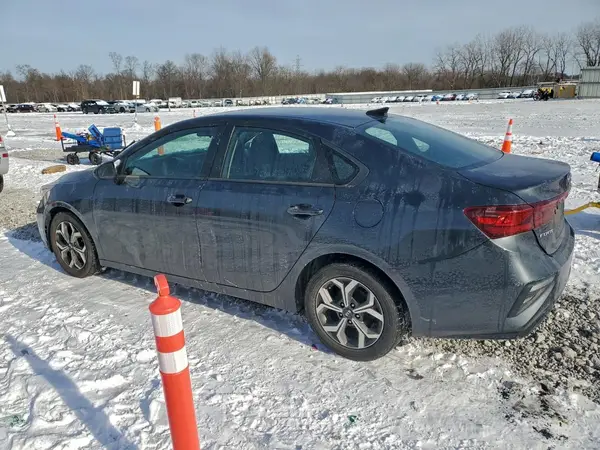 3KPF24AD3ME334940 2021 KIA FORTE - Image 2