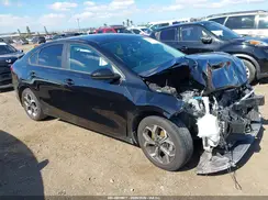 3KPF24AD3ME335327 2021 KIA FORTE