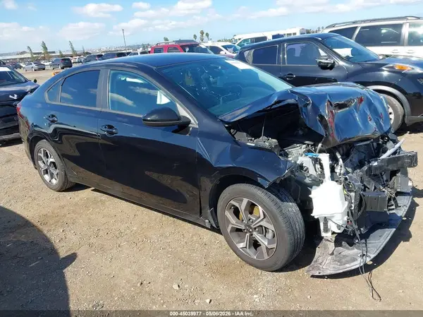 3KPF24AD3ME335327 2021 KIA FORTE - Image 1