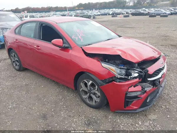 3KPF24AD3ME335781 2021 KIA FORTE - Image 1