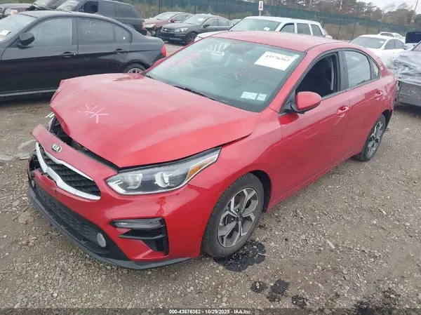 3KPF24AD3ME335781 2021 KIA FORTE - Image 2
