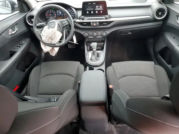3KPF24AD3ME337319 2021 KIA FORTE - Image 8