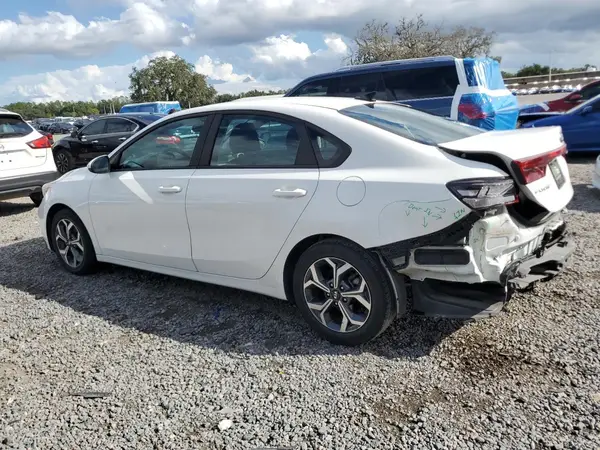 3KPF24AD3ME339703 2021 KIA FORTE - Image 2