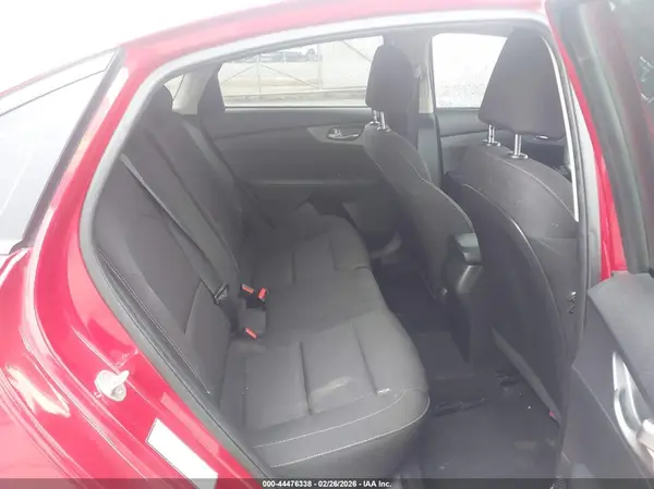 3KPF24AD3ME340365 2021 KIA FORTE - Image 8