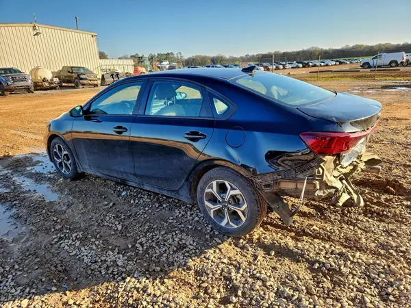 3KPF24AD3ME341001 2021 KIA FORTE - Image 2