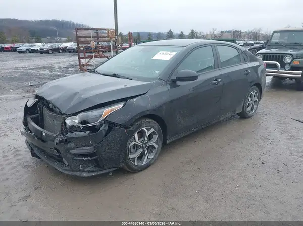 3KPF24AD3ME341693 2021 KIA FORTE - Image 2