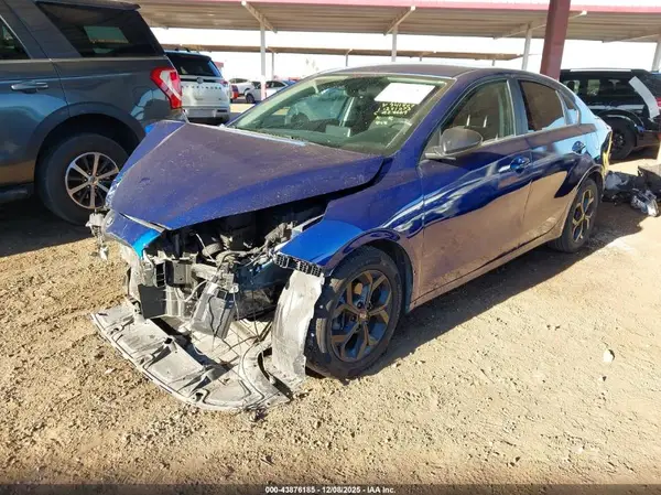 3KPF24AD3ME341807 2021 KIA FORTE - Image 2