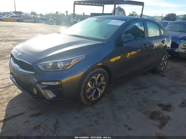 3KPF24AD3ME341970 2021 KIA FORTE - Image 2
