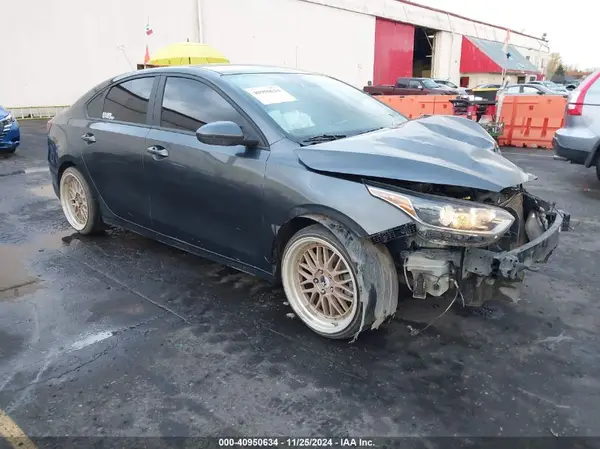 3KPF24AD3ME343735 2021 KIA FORTE - Image 1