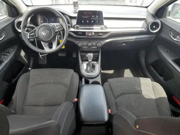3KPF24AD3ME344884 2021 KIA FORTE - Image 8