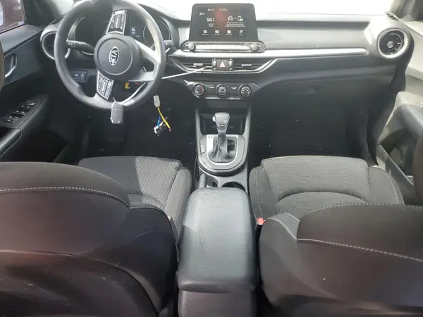 3KPF24AD3ME346330 2021 KIA FORTE - Image 8