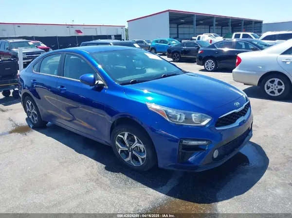 3KPF24AD3ME347767 2021 KIA FORTE - Image 1