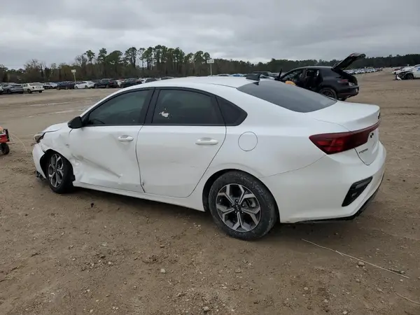 3KPF24AD3ME347980 2021 KIA FORTE - Image 2