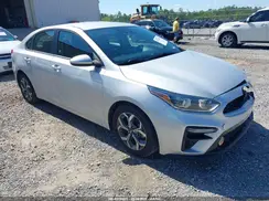 3KPF24AD3ME353116 2021 KIA FORTE