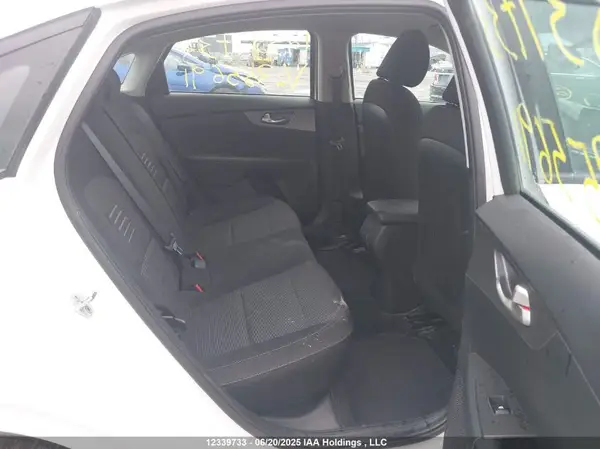 3KPF24AD3ME355691 2021 KIA FORTE - Image 8